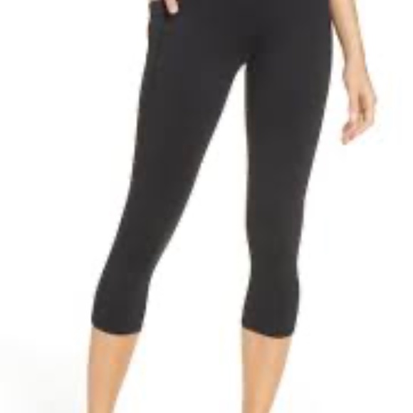 “Zella Live In High Waisted Pocket Crop Leggings” - Picture 4 of 4